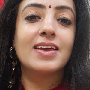 Meet your Posher, Chitra